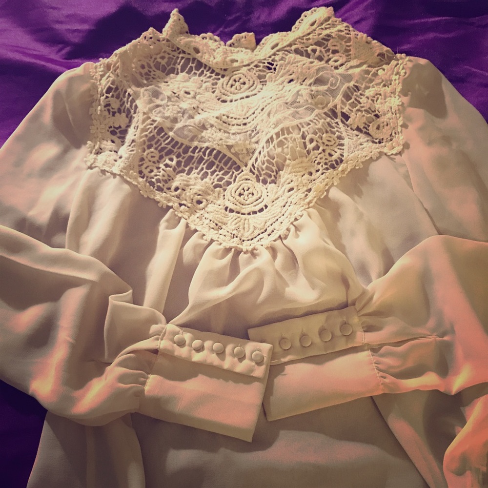 Haute Monde Long Sleeved Blouse